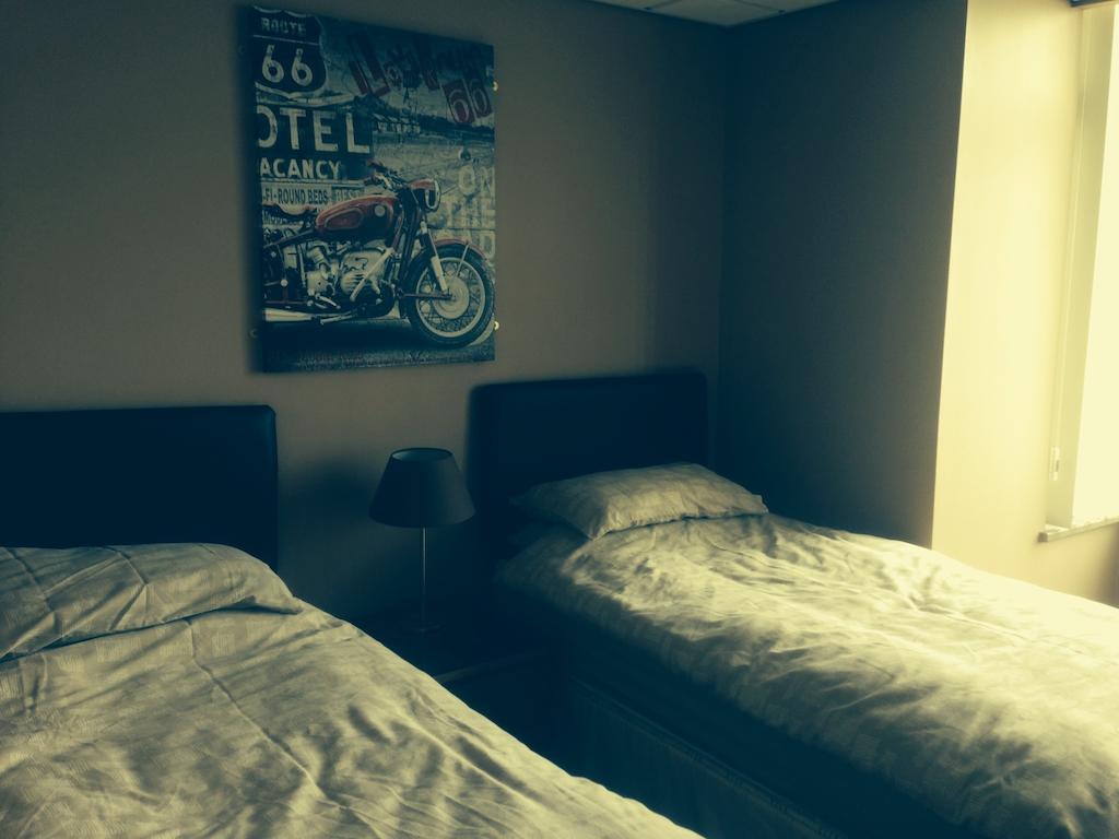 Coach & Horses Bed and Breakfast Tredegar Zewnętrze zdjęcie